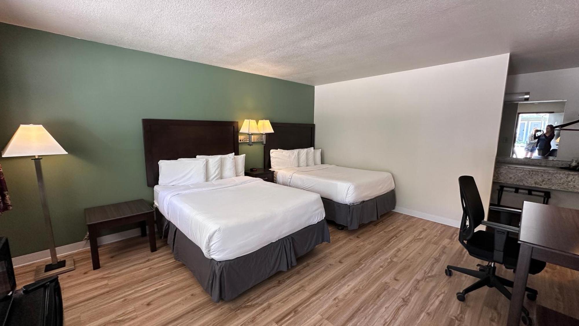 The Shelby Inn Shelbyville Экстерьер фото